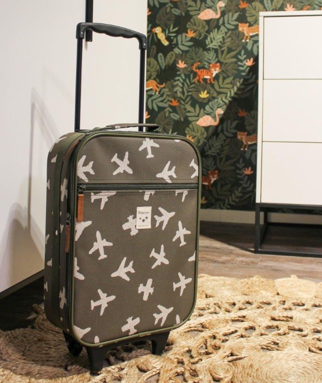 c69d17ec227fdb08bf54b41357b46b88