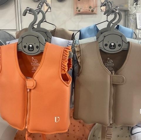 6138aabdf0055f29b75f58d60c9b9cdd